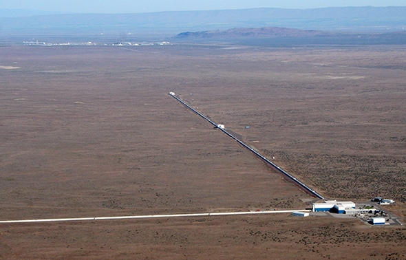 Uma das instalações LIGO vista do ar.