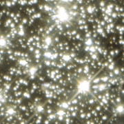 Em um universo repleto de estrelas, é difícil imaginar que a vida não existe em outro lugar. Créditos: NASA/ STScI/ ESA.